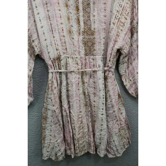 Vici 3/4 Dolman Sleeves V-Neck Gold Metallics Mini Dress-Medium-Boho-Belted - Picture 11 of 12